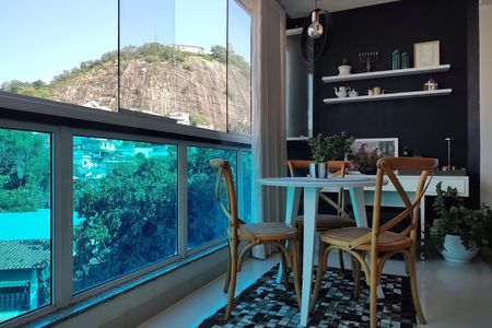 Apartamento à venda com 120m², 3 quartos e 2 vagasVaranda