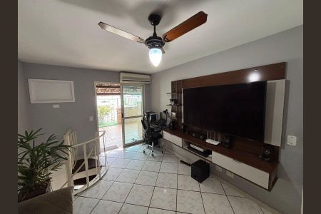 Apartamento à venda com 180m², 4 quartos e 2 vagasSala