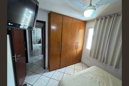 Apartamento à venda com 180m², 4 quartos e 2 vagasQuarto