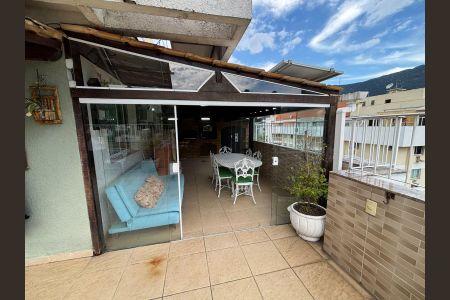 Apartamento à venda com 180m², 4 quartos e 2 vagasÁrea externa