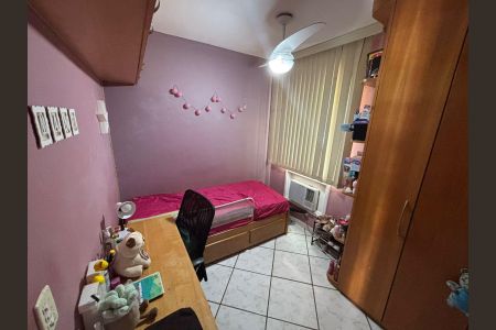 Apartamento à venda com 180m², 4 quartos e 2 vagasQuarto