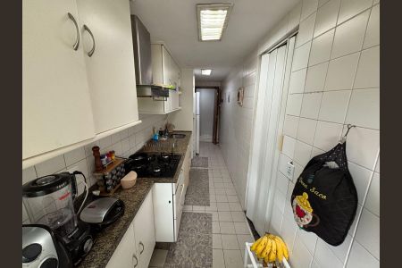 Apartamento à venda com 180m², 4 quartos e 2 vagasCozinha