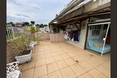 Apartamento à venda com 180m², 4 quartos e 2 vagasÁrea externa