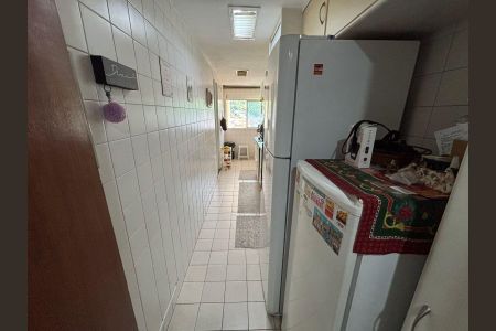 Apartamento à venda com 180m², 4 quartos e 2 vagasCozinha
