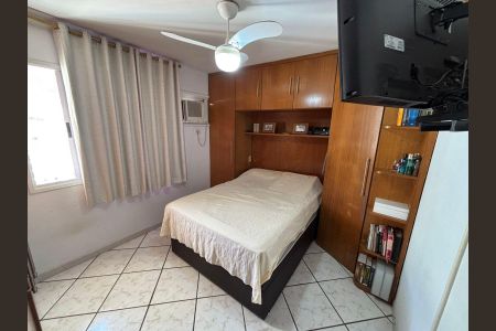 Apartamento à venda com 180m², 4 quartos e 2 vagasQuarto