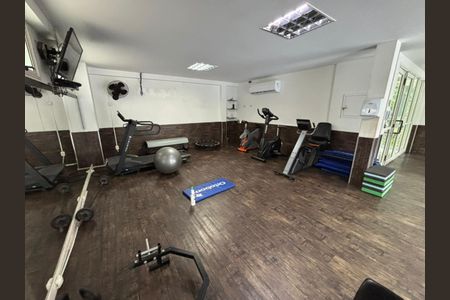 Apartamento à venda com 180m², 4 quartos e 2 vagasÁrea comum