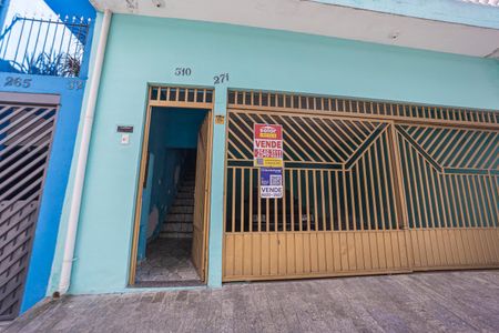 Casa à venda com 150m², 2 quartos e 2 vagas Casa à venda com 150m², 2 quartos e 2 vagasFachada