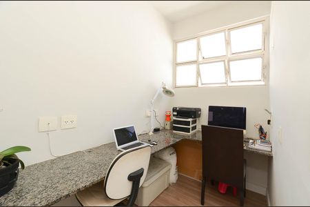 Apartamento à venda com 3 quartos, 98m² em Sion, Belo Horizonte
