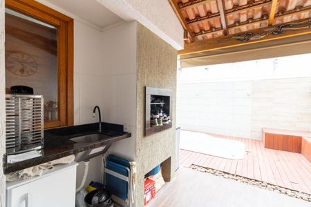 Casa à venda com 108m², 3 quartos e 2 vagasChurrasqueira