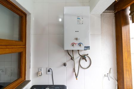 Casa à venda com 108m², 3 quartos e 2 vagasÁrea de Serviço