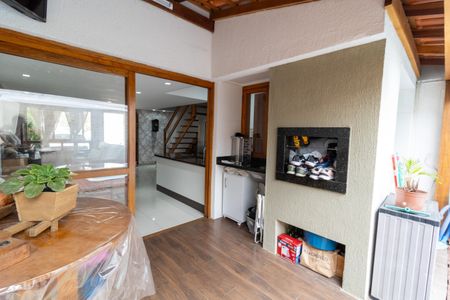 Casa à venda com 108m², 3 quartos e 2 vagasChurrasqueira