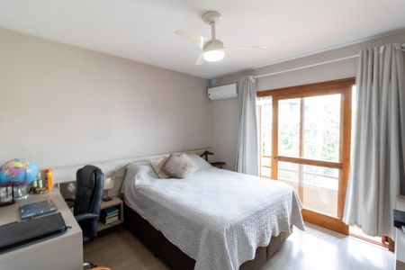 Casa à venda com 108m², 3 quartos e 2 vagasSuíte