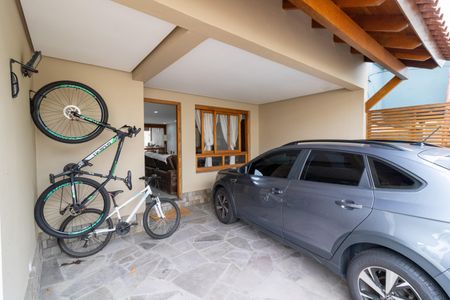 Casa à venda com 108m², 3 quartos e 2 vagasGaragem