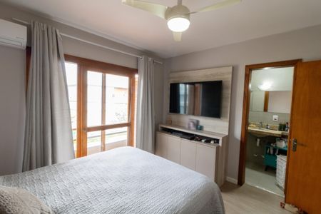 Casa à venda com 108m², 3 quartos e 2 vagasSuíte