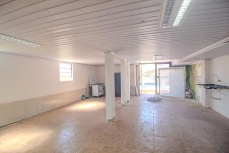 Casa à venda com 158m², 3 quartos e 2 vagasarea de serviço/ area comum