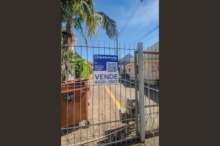 Casa à venda com 158m², 3 quartos e 2 vagasfachada/Placa