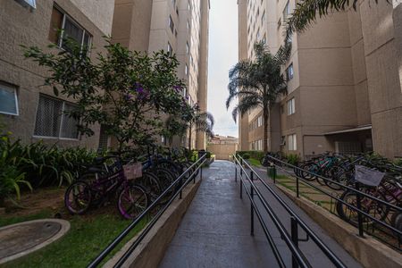 Apartamento à venda com 43m², 2 quartos e sem vagaÁrea comum