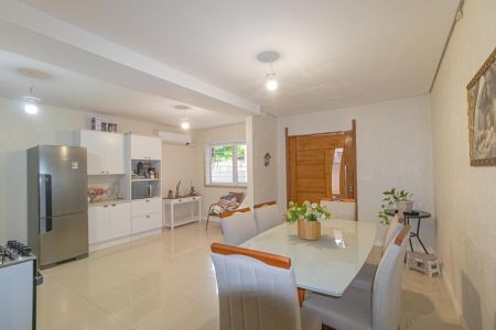 Casa à venda com 120m², 3 quartos e 2 vagasCozinha