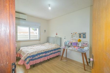 Casa à venda com 120m², 3 quartos e 2 vagasQuarto 2