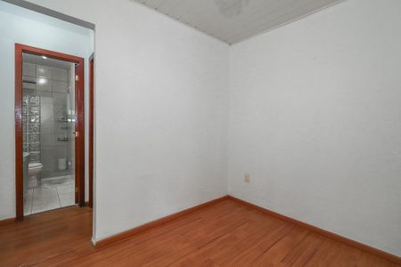 Quarto de casa de condomínio para alugar com 2 quartos, 75m² em Morro Santana, Porto Alegre