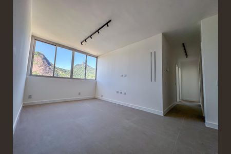 Apartamento à venda com 3 quartos, 90m² em Laranjeiras, Rio de Janeiro