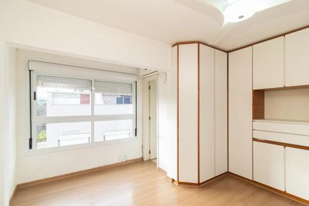 Quarto 2 de apartamento para alugar com 3 quartos, 180m² em Petrópolis, Porto Alegre