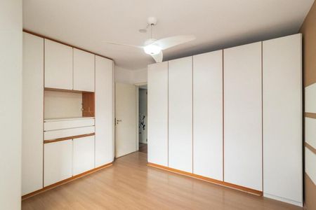 Apartamento para alugar com 180m², 3 quartos e 2 vagasQuarto 2