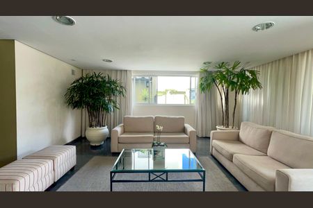 Apartamento para alugar com 91m², 2 quartos e 1 vaga Apartamento para alugar com 91m², 2 quartos e 1 vagaHall de entrada