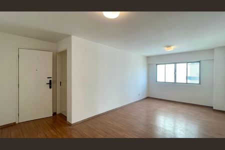Apartamento para alugar com 91m², 2 quartos e 1 vaga Apartamento para alugar com 91m², 2 quartos e 1 vagaSala