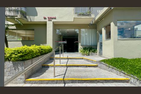 Apartamento para alugar com 91m², 2 quartos e 1 vaga Apartamento para alugar com 91m², 2 quartos e 1 vagaEntrada