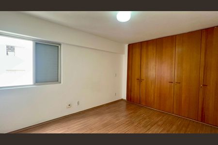 Apartamento para alugar com 91m², 2 quartos e 1 vaga Apartamento para alugar com 91m², 2 quartos e 1 vagaSuíte 1