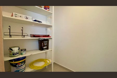 Apartamento para alugar com 91m², 2 quartos e 1 vaga Apartamento para alugar com 91m², 2 quartos e 1 vagaDespensa