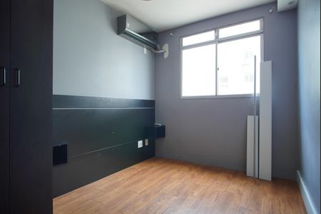 Suíte de apartamento à venda com 2 quartos, 51m² em Morro Santana, Porto Alegre