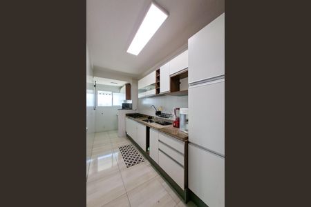 Apartamento para alugar com 100m², 2 quartos e 2 vagasCozinha 