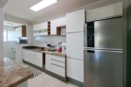 Apartamento para alugar com 100m², 2 quartos e 2 vagasCozinha 