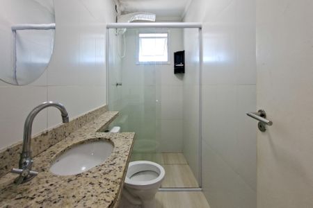 Apartamento para alugar com 100m², 2 quartos e 2 vagasBanheiro 