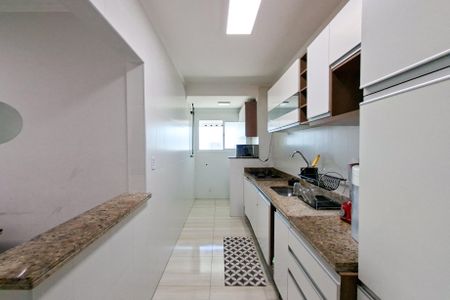 Apartamento para alugar com 100m², 2 quartos e 2 vagasCozinha 