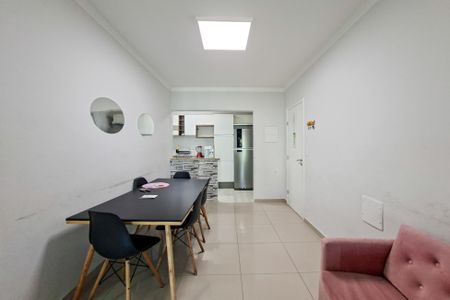 Apartamento para alugar com 100m², 2 quartos e 2 vagasSala