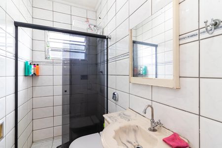 Casa à venda com 100m², 3 quartos e 2 vagas Casa à venda com 100m², 3 quartos e 2 vagasBanheiro 2