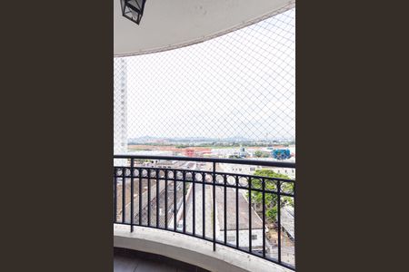 Sacada de apartamento à venda com 3 quartos, 62m² em Km 18, Osasco