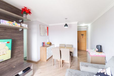 Sala de apartamento à venda com 3 quartos, 62m² em Km 18, Osasco