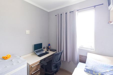 Quarto 2 de apartamento à venda com 3 quartos, 62m² em Km 18, Osasco