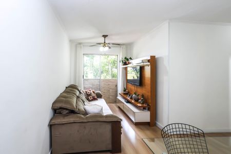 Sala de apartamento para alugar com 3 quartos, 56m² em Jardim Santa Emilia, São Paulo