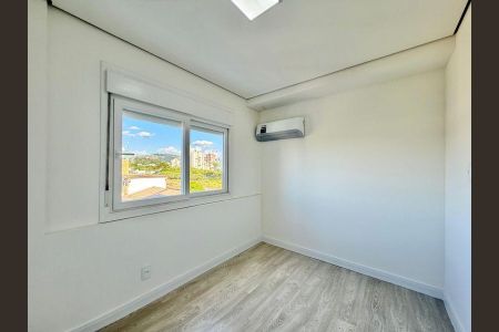 Quarto 1 de apartamento para alugar com 2 quartos, 59m² em Jardim do Salso, Porto Alegre