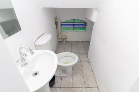 Casa à venda com 135m², 2 quartos e 2 vagasLavabo