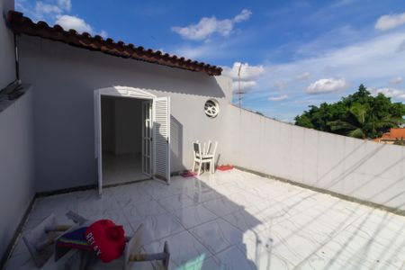 Casa à venda com 135m², 2 quartos e 2 vagasVaranda