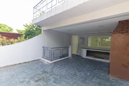Casa à venda com 135m², 2 quartos e 2 vagasVaranda