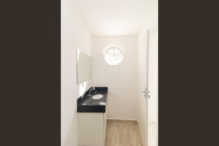 Casa à venda com 135m², 2 quartos e 2 vagasBanheiro da Suíte 2