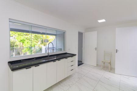 Casa à venda com 135m², 2 quartos e 2 vagasCozinha