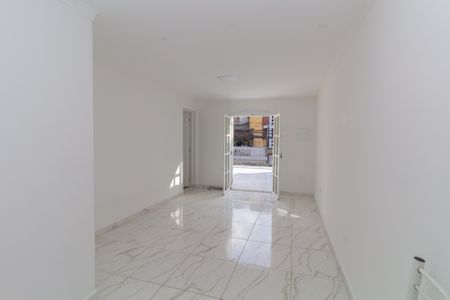 Casa à venda com 135m², 2 quartos e 2 vagasSuíte 2